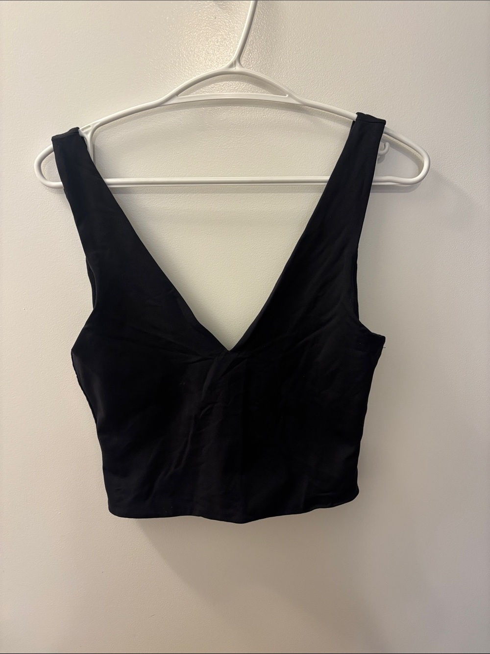 Black V-Neck Contour Crop Tank Top - Women